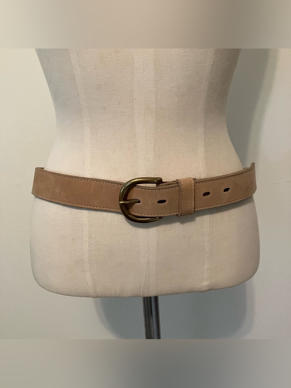 VTG Abercrombie & Fitch Women’s Tan Brown Leather Belt Brass Buckle Sz.L Preppy